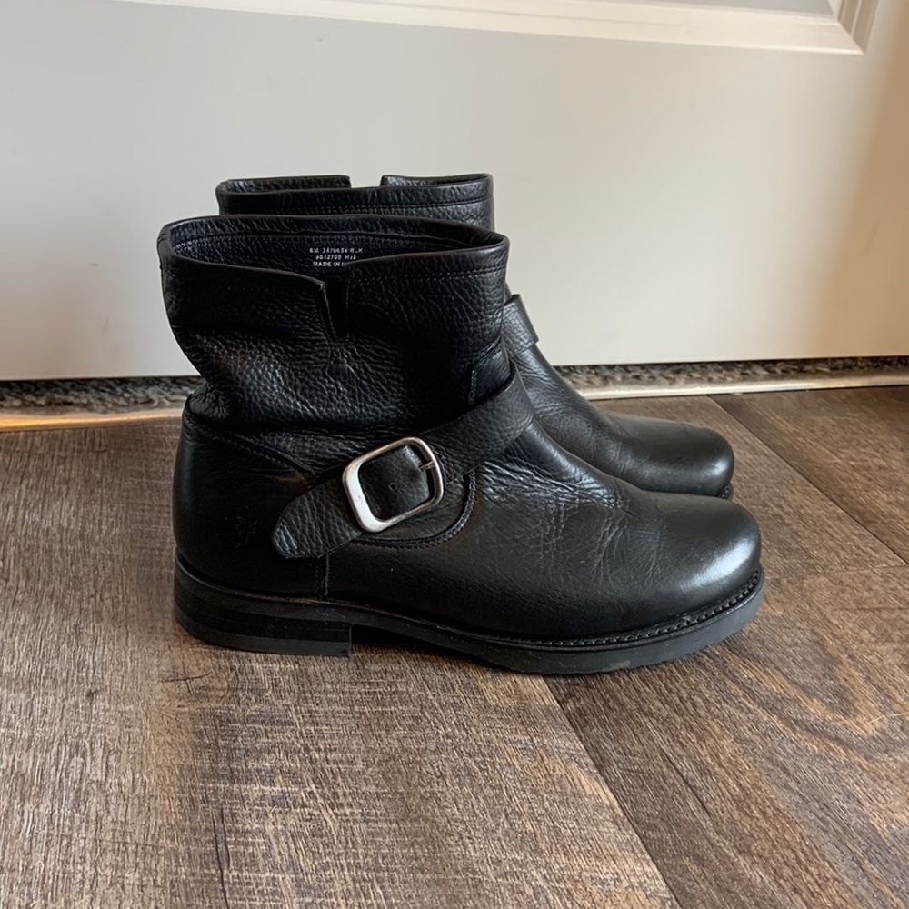 Frye Veronica Leather Short Buckle Moto Boots Black